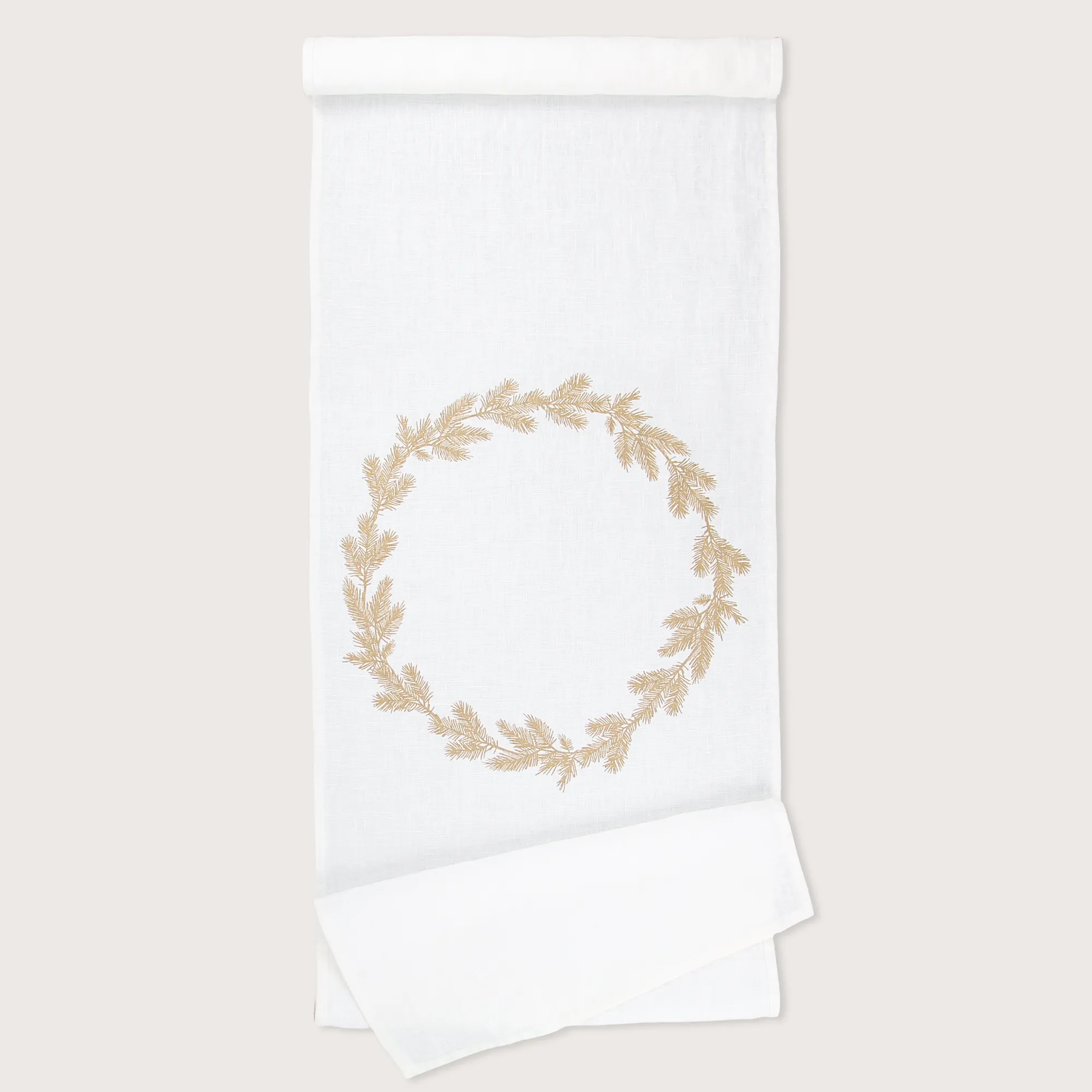 RUN-FIRWREATH-w_10_2025